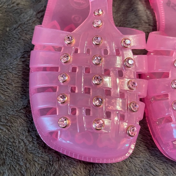 NNT wonder nation pink w/rhinestones/buckle up sandals available sizes in 4 & 5 - Picture 2 of 9